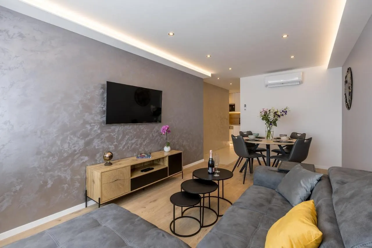 The Little Prince Split Apartment